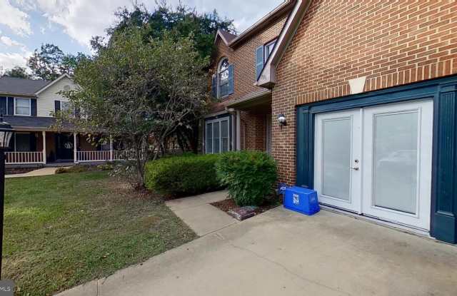 5911 HERRING Court Gallery 3