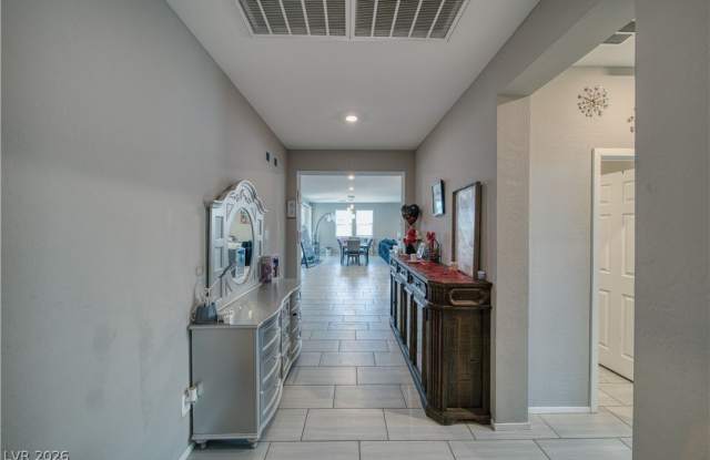 2659 Glen Valley Avenue Gallery 3