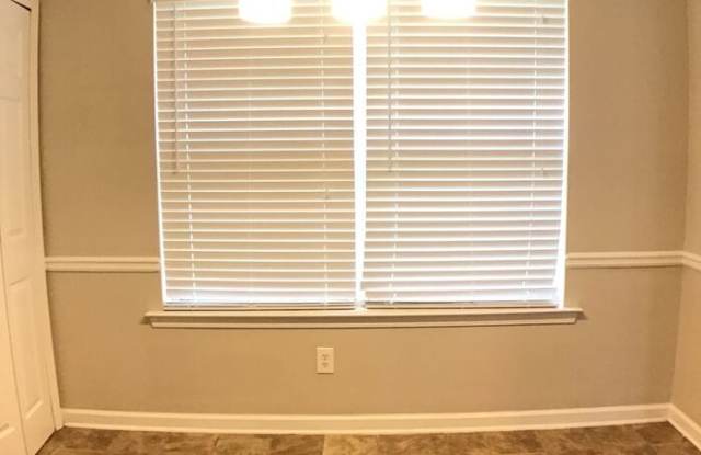 2620 Essex Court Southeast Gallery 4