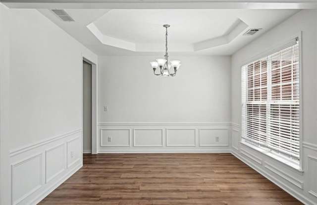 8330 Grenadier Trail Gallery 4
