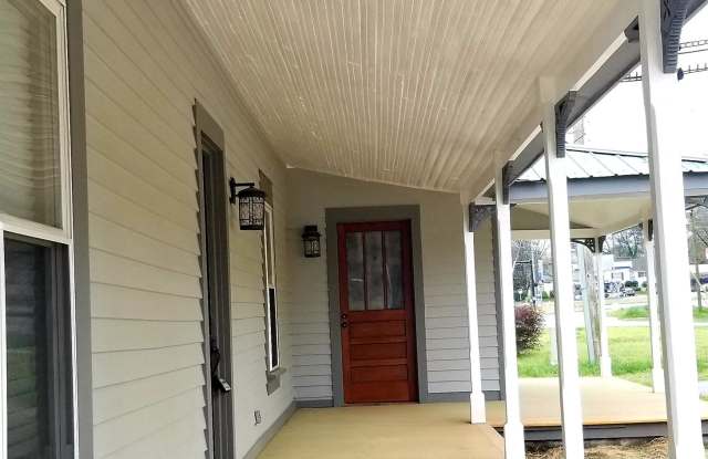 15 East Pine Avenue Gallery 3