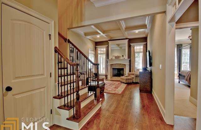 280 Sidney Ln Gallery 3