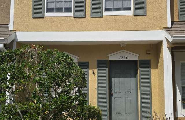 2-Bedroom, 2.5-Bathroom Townhouse in Zephyrhills photos photos