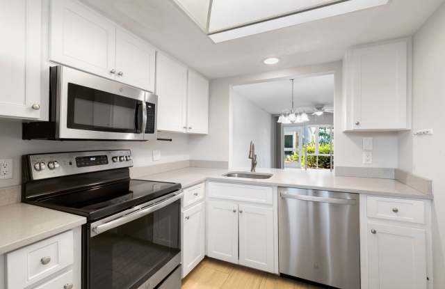 Updated 2-bedroom, 2-bath first-floor condo in Gulf Winds East Gallery 1