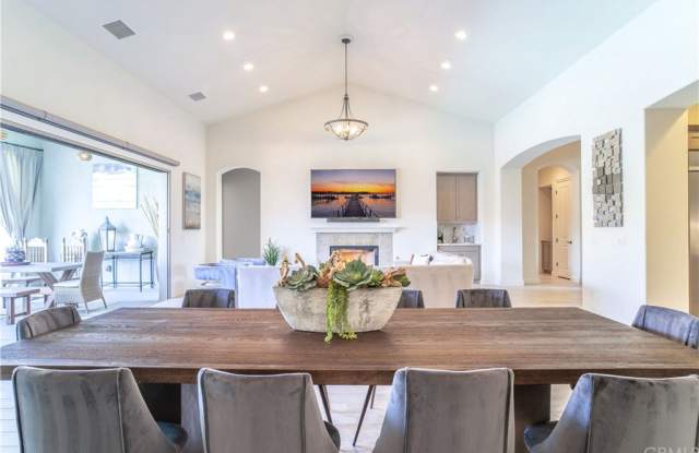 55121 Summer Lynn Court Gallery 4