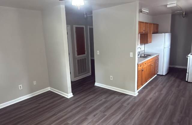 1154 Kirkland Avenue-1 - A Gallery 4