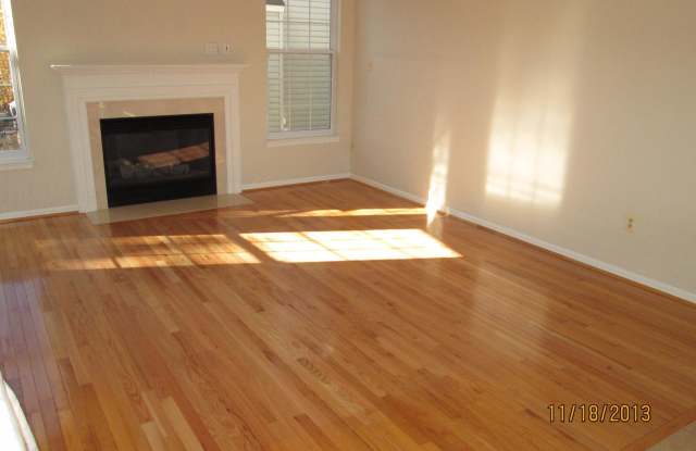 2423 CHELMSFORD DRIVE Gallery 4