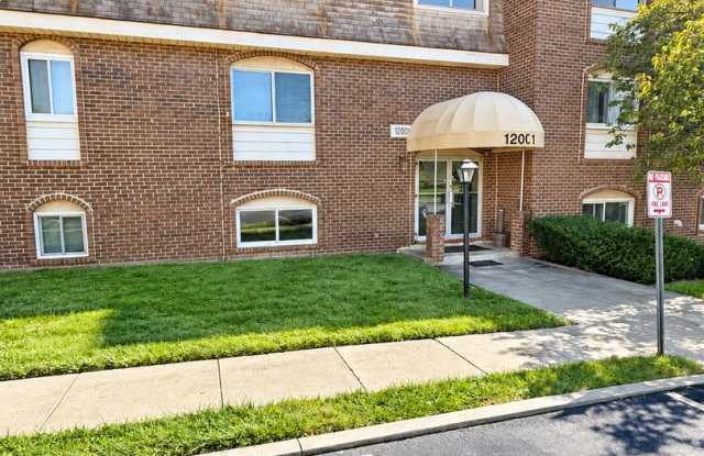 MOVE-IN SPECIAL: 2ND MONTH’S RENT FREE FOR QUALIFIED APPLICANTS! One Bedroom Condo located in Gardens At Owings Mills! Gallery 1