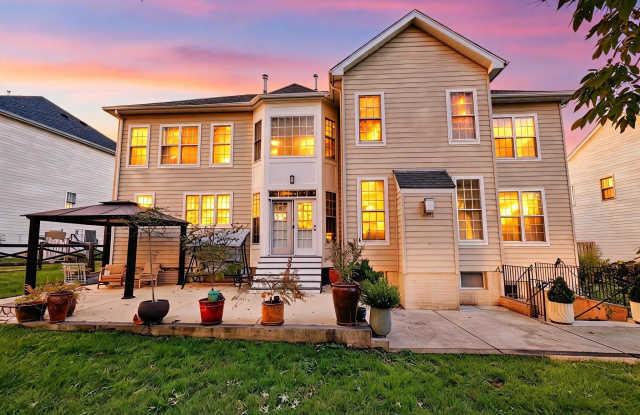 9282 RAINBOW FALLS Drive Gallery 2