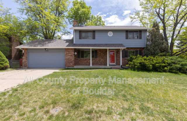 7702 Essex Pl photos photos