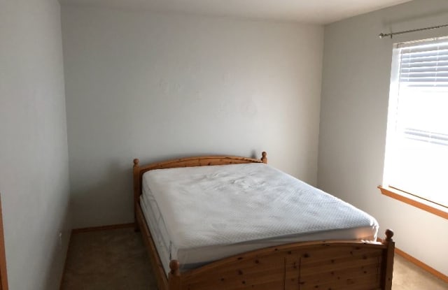 21510 Se 299th Way - 21510 Southeast 299th Way, Lake Morton-Berrydale, WA 98042