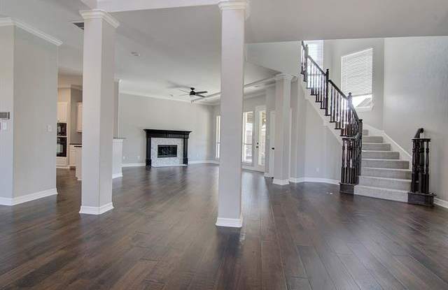 4204 Lorimar Drive Gallery 2