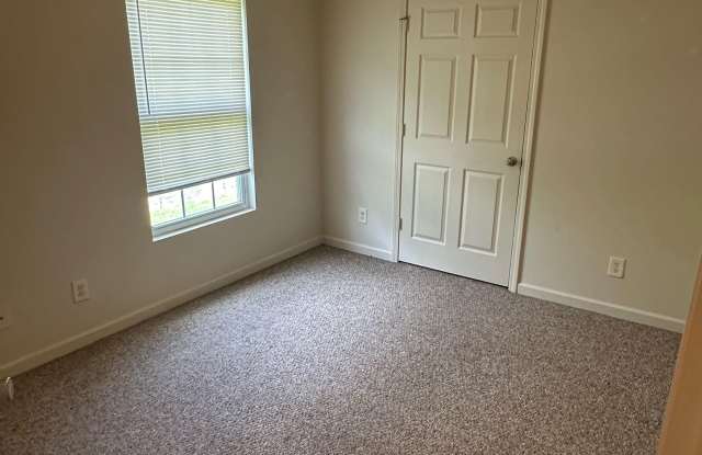 2306 East Lakeview Drive - 824 - 2306 East Lakeview Drive, Johnson City, TN 37601