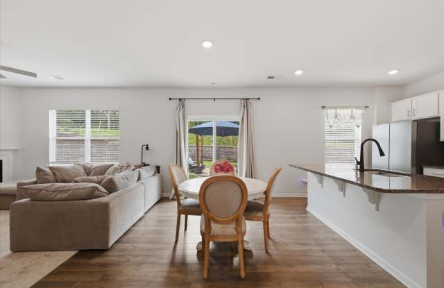 869 Colmore Trail Gallery 4