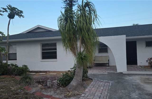 3609 SE 9th Place unit: 1 photos photos