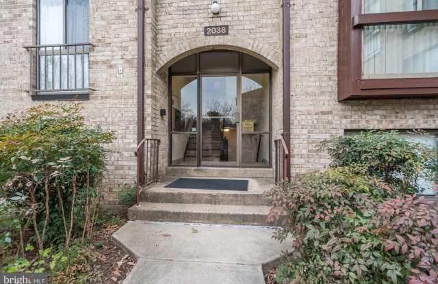 2038 ROYAL FERN CT #2A - 2038 Royal Fern Court, Reston, VA 20191