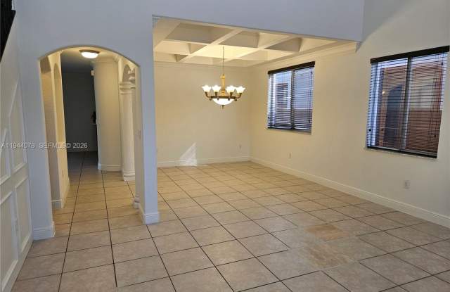 15387 Southwest 21 Lane Gallery 3