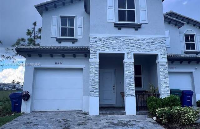 16257 SW 290th Ter - 16257 Southwest 290th Terrace, Miami-Dade County, FL 33033