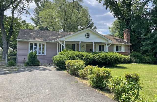 7221 VELLEX LANE Gallery 2