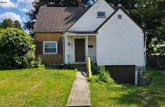 820 Center Avenue photos photos