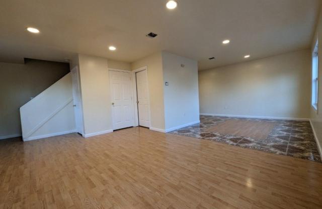 121 N 3rd St - 121 North 3rd Street, Paterson, NJ 07522