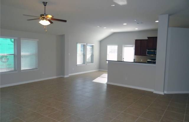299  Clear Springs HOLW Gallery 2
