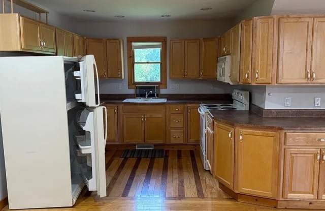 55742 Resort Road Gallery 3