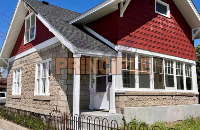 **Charming Remodeled Craftsman Home for Rent!** photos photos