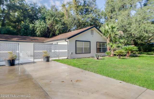 304 Ruella Avenue lot: C Gallery 2