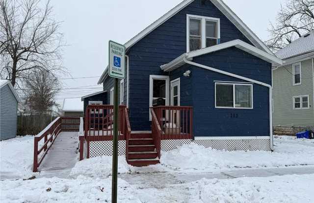 Accessible 2-Bedroom Home with Ramp and Reserved Parking! photos photos