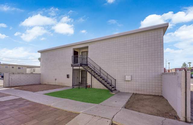 2908 Poplar Avenue - 3 Gallery 2
