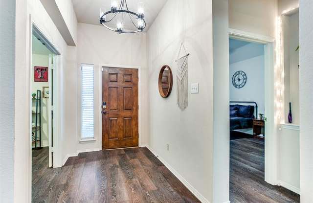 11348 Lockshire Drive Gallery 4