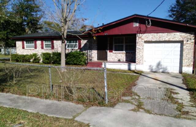 7471 John F Kennedy Dr W photos photos