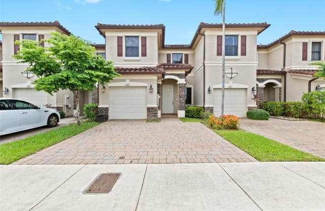 8925 W 33rd Ave - 8925 West 33rd Avenue, Hialeah, FL 33018