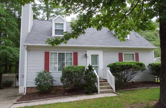 701 Middleton Avenue photos photos