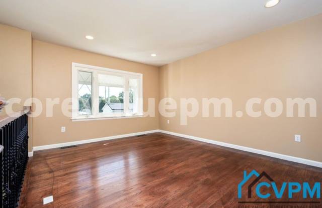 930 Autumn Valley Ln Gallery 4