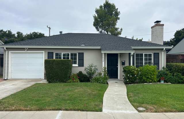 Adorable home in San Carlos with large yard photos photos