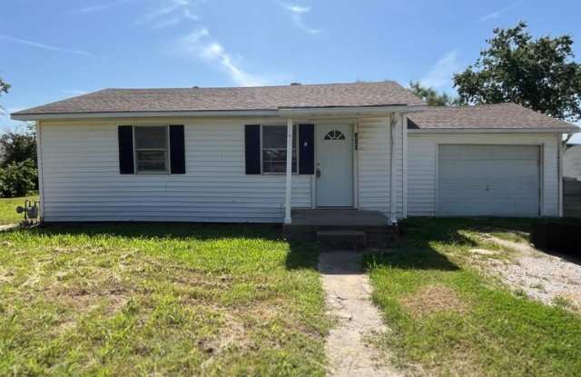 300 E 6th Street - 300 East 6th Street, Krum, TX 76249