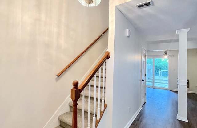 5611 Morningside Court Gallery 2