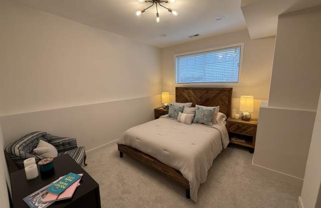944 Williamstown Court Gallery 1