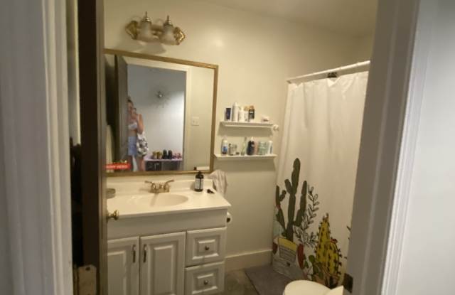 2312 Napoleon Ave photos photos