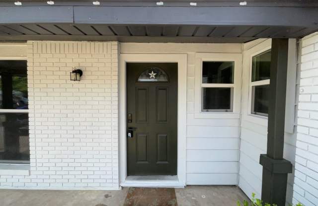 Beautiful Home In the Heart Of Copperas Cove Gallery 1