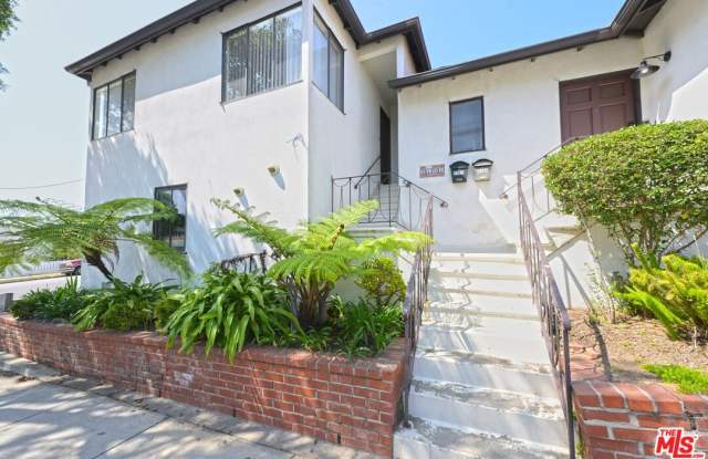 3101 Arizona Ave photos photos