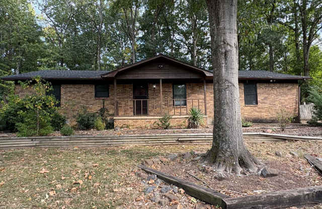 4 Bedroom, 3 Bathroom home in Benton! Gallery 3