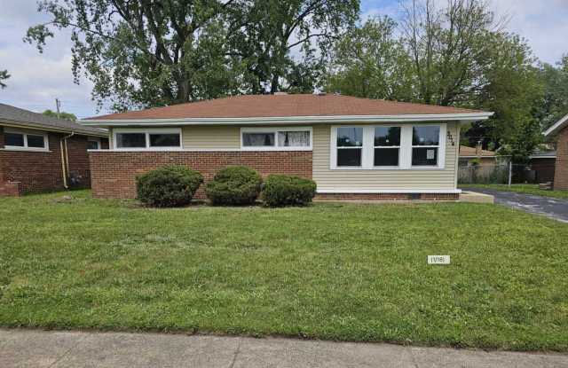 Charming 3-Bedroom Ranch with Modern Updates and Ample Parking photos photos Charming 3-Bedroom Ranch with Modern Updates and Ample Parking photos photos