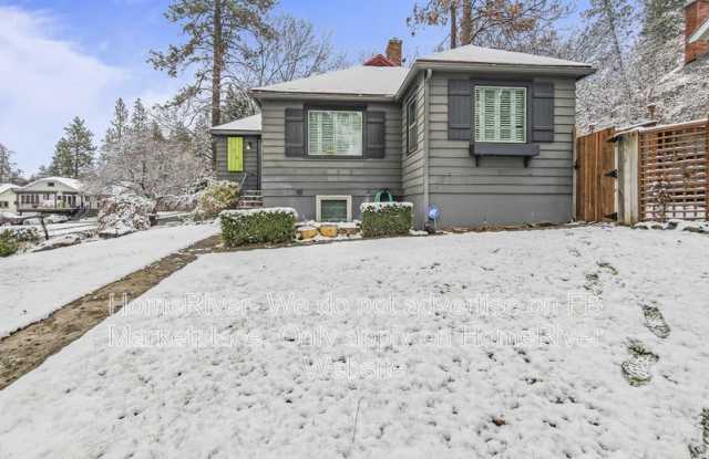 1703 S Cedar St - 1703 South Cedar Street, Spokane, WA 99203