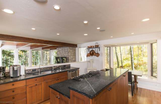 623 Faraway Road Gallery 4