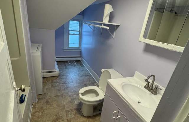 3bd Duplex in Hartford west end Gallery 4