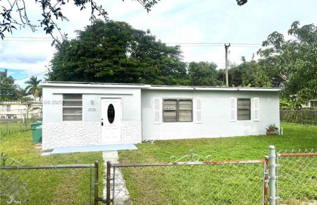 14731 Harding Ln photos photos