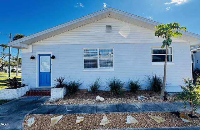 921 N Wild Olive Avenue unit: 1 photos photos